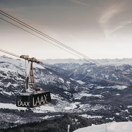 Galaaxy Mountain Hostel Laax