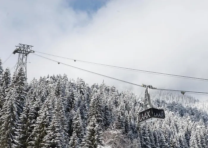 Galaaxy Mountain Hostel--nur Mit Der Gondelbahn Erreichbar * Laax