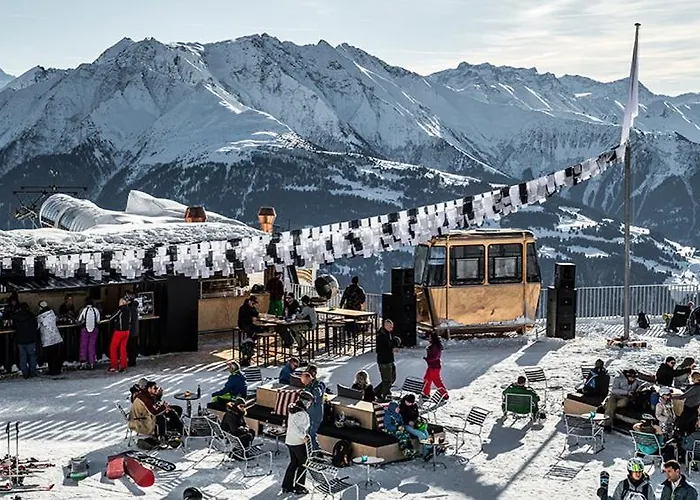 Galaaxy Mountain Hostel--nur Mit Der Gondelbahn Erreichbar Hostal Laax