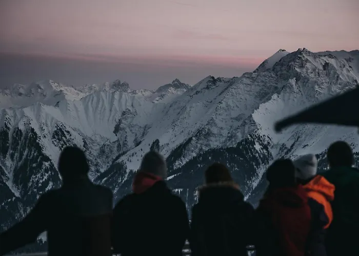Galaaxy Mountain Hostel--nur Mit Der Gondelbahn Erreichbar