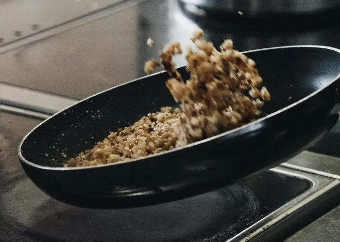 Galaaxy Mountain Hostel--nur Mit Der Gondelbahn Erreichbar Hostal Laax