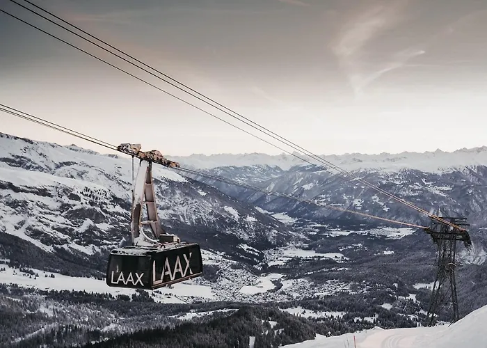 Galaaxy Mountain Hostel--nur Mit Der Gondelbahn Erreichbar Hostel Laax